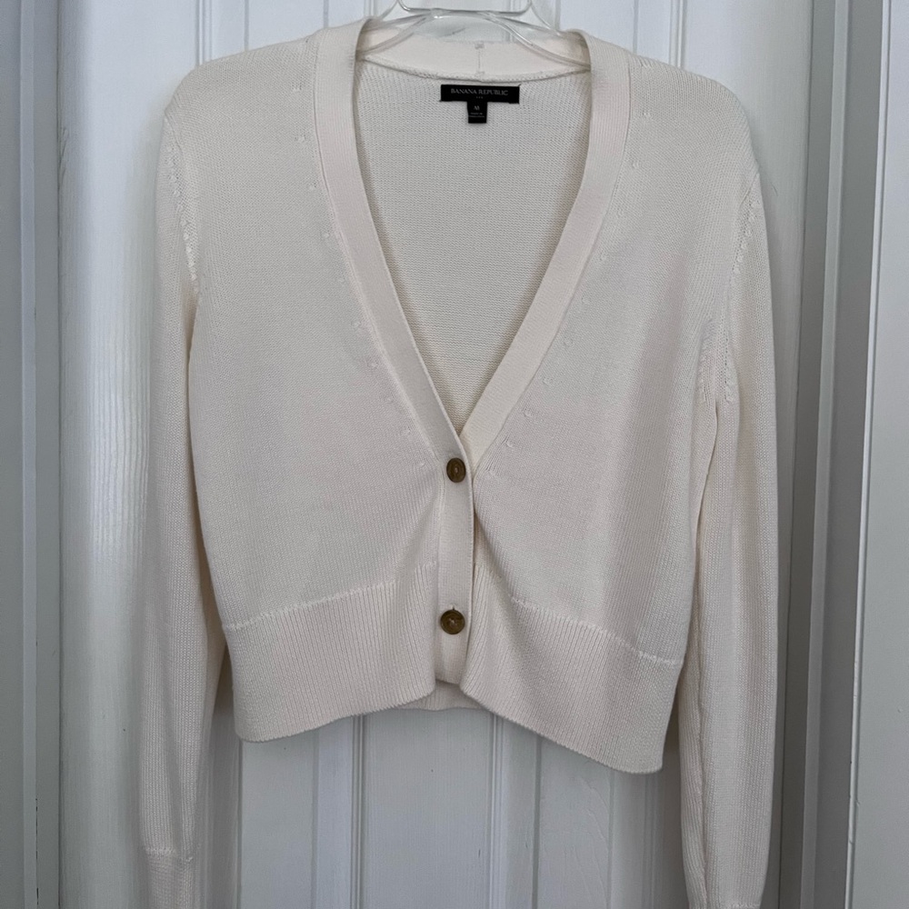 Banana Republic Cream Lightweight Knit Cardigan